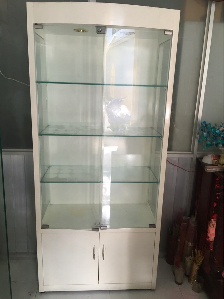 Thanh Lý Tủ Trưng Bày 2 Cánh Kiếng Cũ 0m8 x 1m8